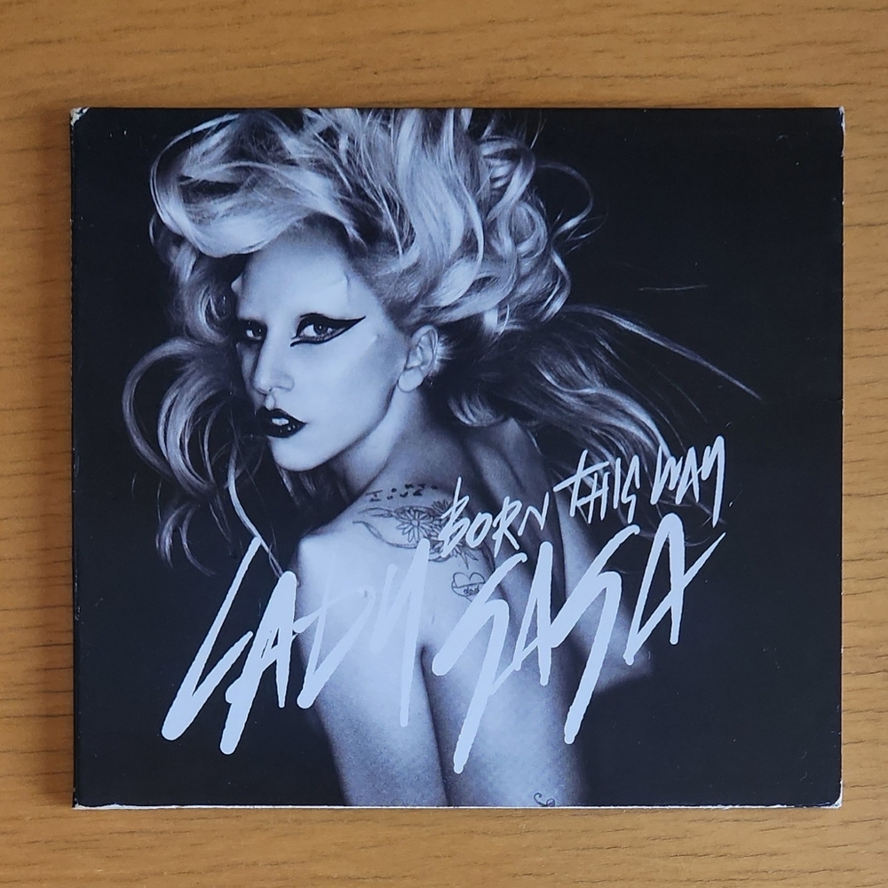 Lady Gaga - Born This Way, Born This Way Remixes & The Fame Monster CDs Lot of 3 - Picture 6 of 10